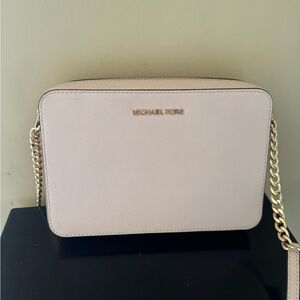 Michael Kors Pink Fashion Shoulder Bag Excellent Condition